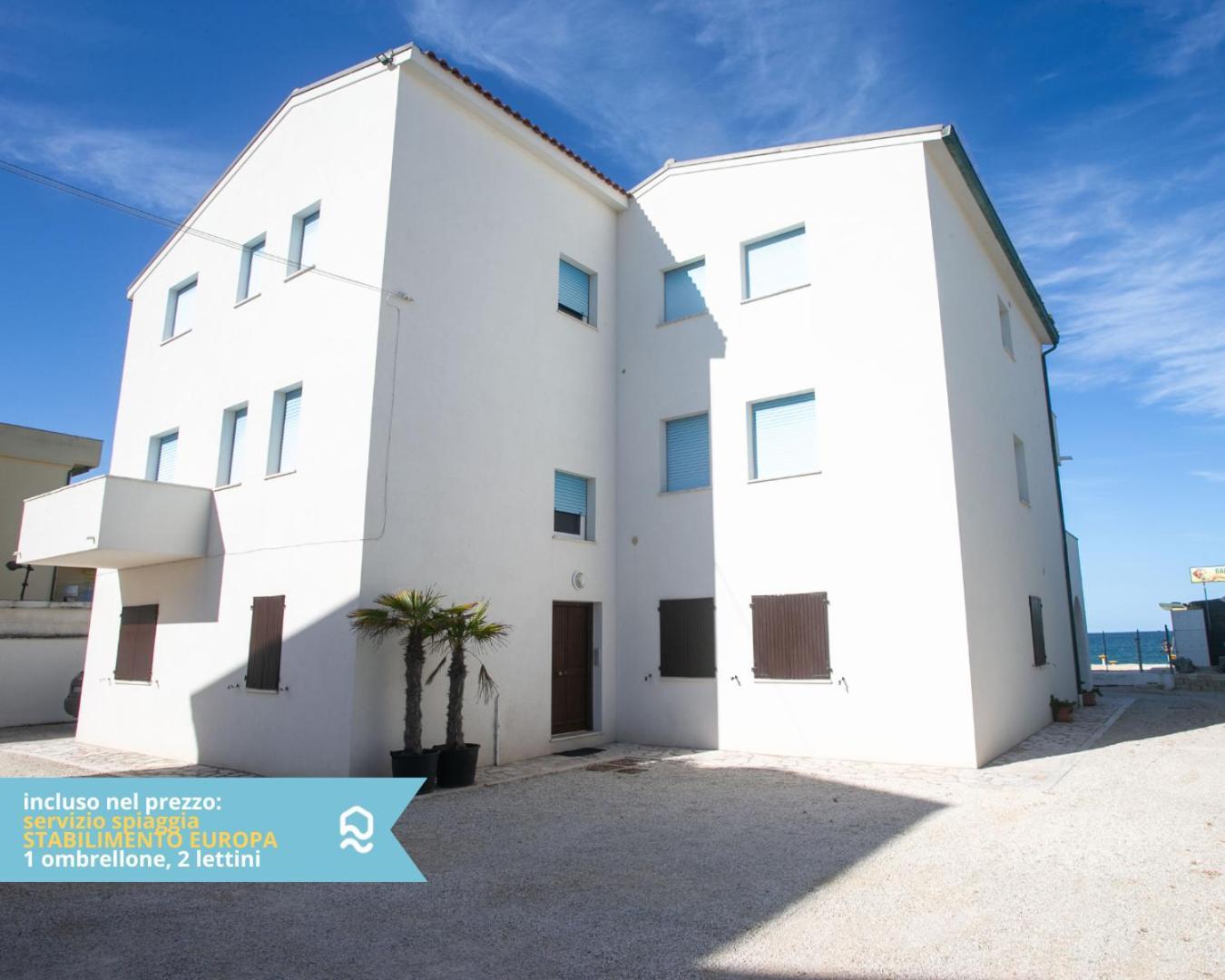 Rs321 - Marcelli, Trilocale Fronte Mare Con Spiaggia Inclusa מראה חיצוני תמונה